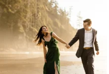 How to Incorporate Your Personal Style into Your Engagement Photos
